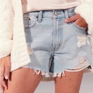 Abercrombie & Fitch The Boyfriend Mid Rise Shorts